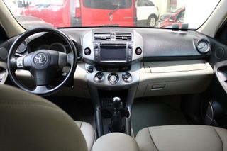 Toyota RAV4 2.2 TDi 136cv 4x4 6 Vel.