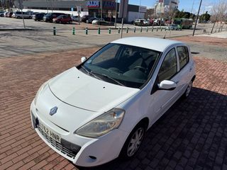 Renault Clio 1.5 DCI 5 PUERTAS
