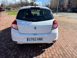 Renault Clio 1.5 DCI 5 PUERTAS