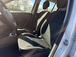 Renault Clio 1.5 DCI 5 PUERTAS