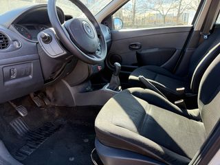 Renault Clio 1.5 DCI 5 PUERTAS