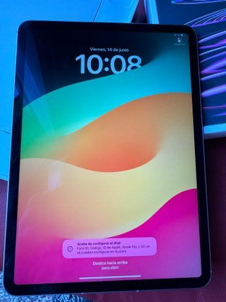 iPad Pro 11 M2 128GB + Custodia Tastiera Apple