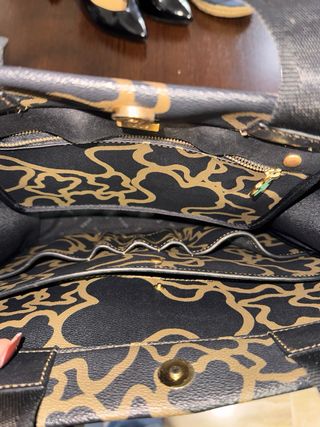 Bolso Tous Negro y Dorado