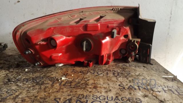 PILOTO TRASERO DERECHO AUDI A4 AVANT (8K5)