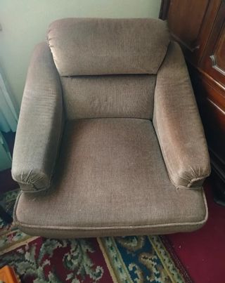 Sillón individual cómodo terciopelo marrón