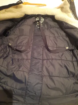 Parka Pull&Bear azul marino Talla M