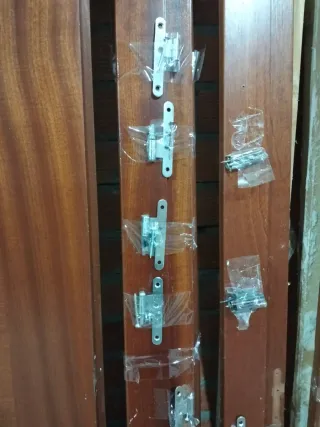 Puertas de madera con cristal