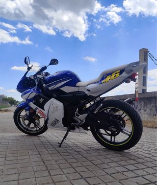 URGE!!!! Yamaha TZR 50 Replica Rossi