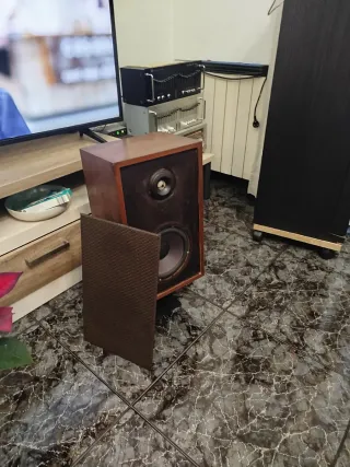 Altavoces de madera
