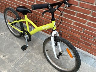 Bicicleta infantil amarilla