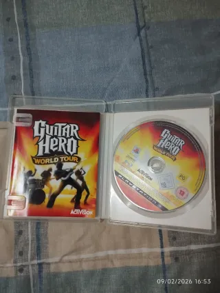 Guitar Hero World Tour PS3 + Guitarra