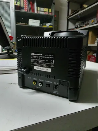 Mini TV CRT Roadstar CTV-5501 a colori