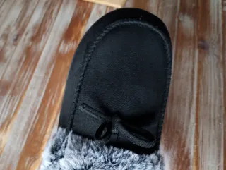 Zapatillas de casa invierno negras y grises