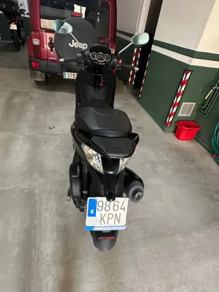 Piaggio Beverly 300 Negra