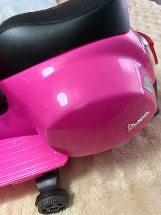 Vespa rosa infantil