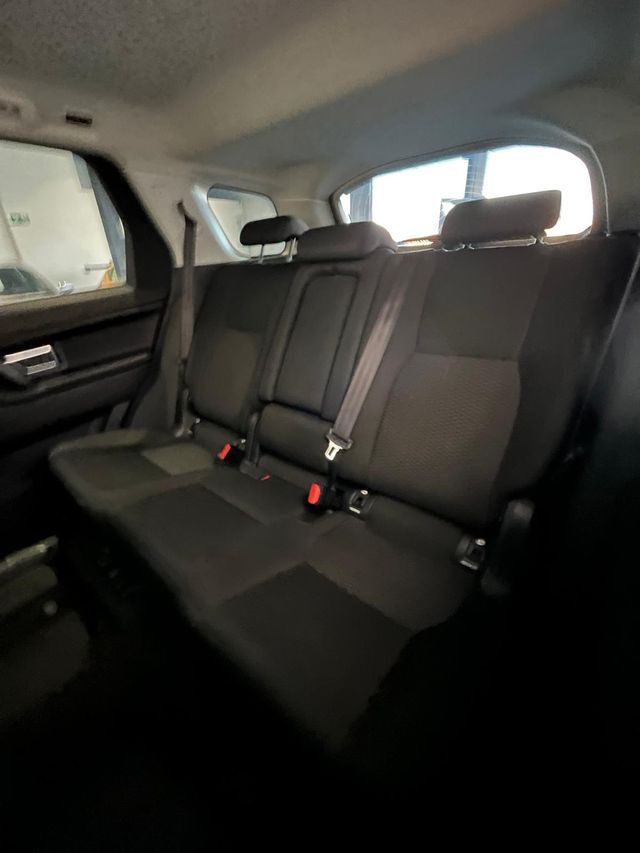 Land Rover Discovery Sport - 2016