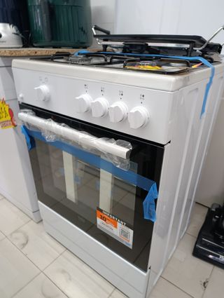COCINA COMPLETA DE GAS BEKO