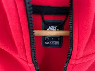 Sudadera NIKE Tech Fleece Windrunner