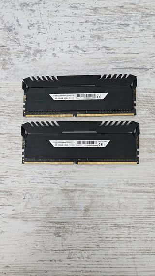 16GB RAM Corsair Vengeance RGB (2x8GB) DDR4 3000MH