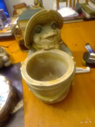 Jardinera Rana Verano Cerámica