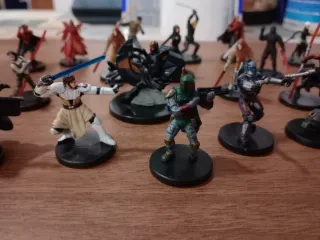 Lote 35 Figuras miniatura Star Wars