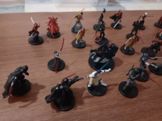 Lote 35 Figuras miniatura Star Wars