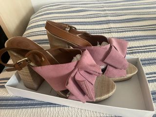 Zapatos de tacón y cuña mujer