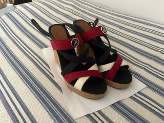 Zapatos de tacón y cuña mujer