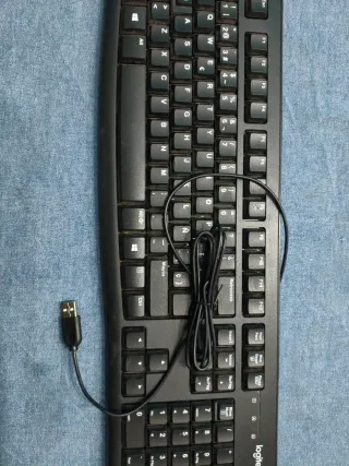 Teclado y Ratón Logitech USB Negro