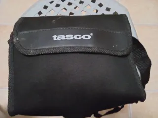 Prismáticos Tasco con funda