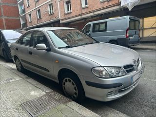 Nissan Almera 2000