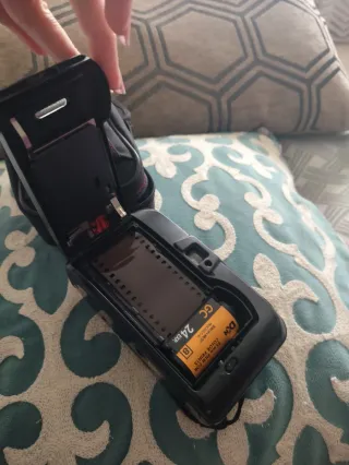 Cámara Nikon Zoom 200 AF