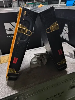 Guitarra Calaveras Luthier  Antonio Otsai