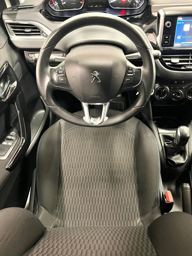 Peugeot 208 2019