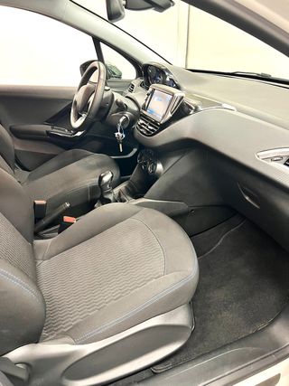 Peugeot 208 2019