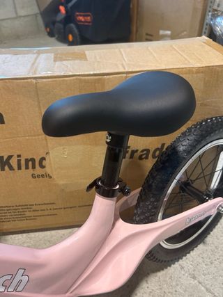 Bicicleta de equilibrio infantil