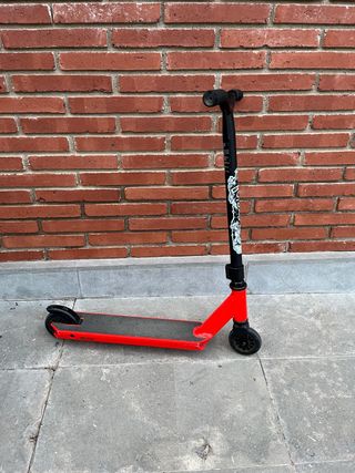 Patinete infantil rojo