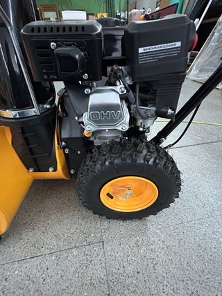 Quitanieves Amarillo