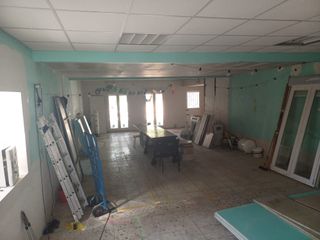 LOCAL COMERCIAL CON PATIO