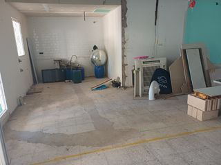 LOCAL COMERCIAL CON PATIO