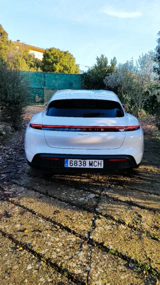 Porsche Taycan 2022