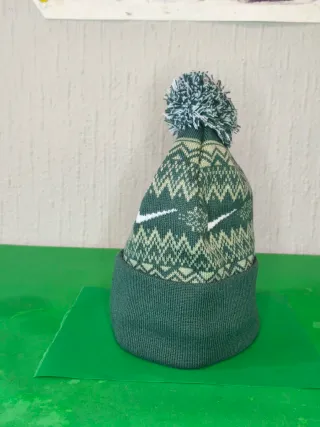 Gorro de invierno Nike beanie winter knit green