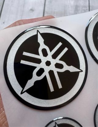 EMBLEMAS YAMAHA CARENADO MOTO TMAX NMAX MT07 MT09