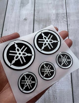 EMBLEMAS YAMAHA CARENADO MOTO TMAX NMAX MT07 MT09