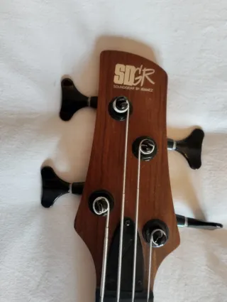 Bajo Ibanez SRT900DX