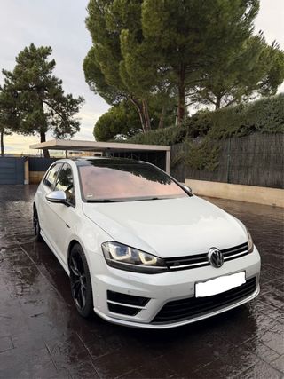 Volkswagen Golf R