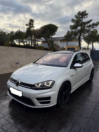 Volkswagen Golf R