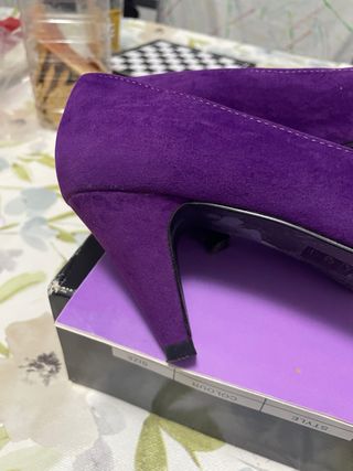 Zapatos de tacón morados FFuzzies