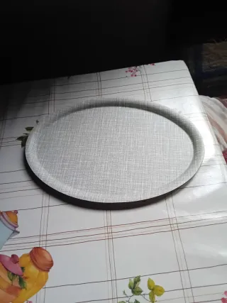 Bandeja ovalada de plástico duro