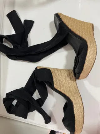 Cuñas esparto negras con cintas